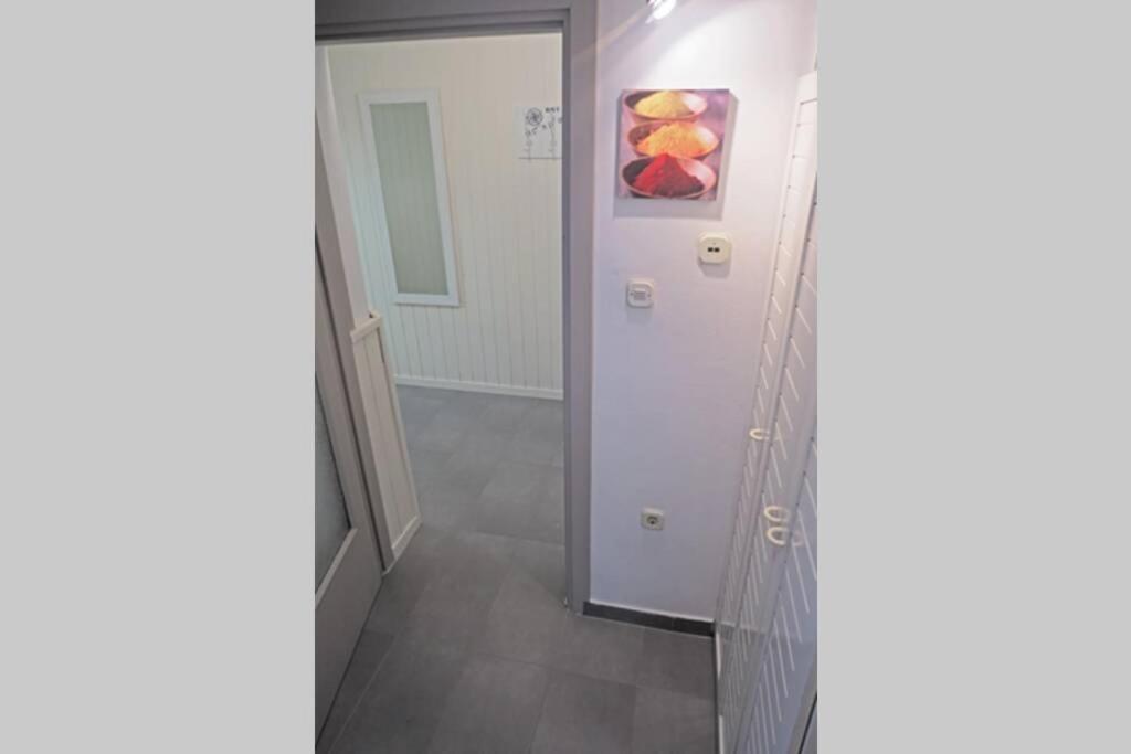 ميدولين Cozy Apartment Alma, Two Steps From The Sea المظهر الخارجي الصورة