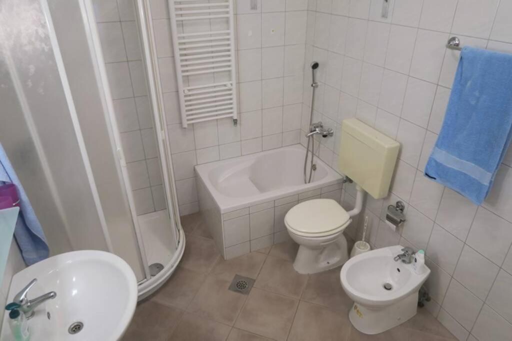 ميدولين Cozy Apartment Alma, Two Steps From The Sea المظهر الخارجي الصورة